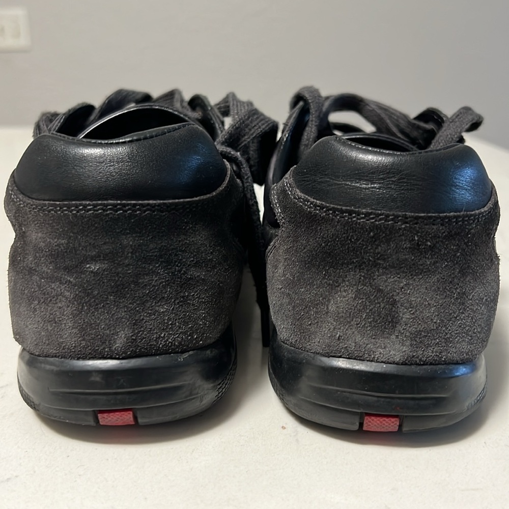 Title:
Prada Black Suede & Nylon Sneakers 4E 2439- Men’s Size 8 good condition - Picture 8 of 10